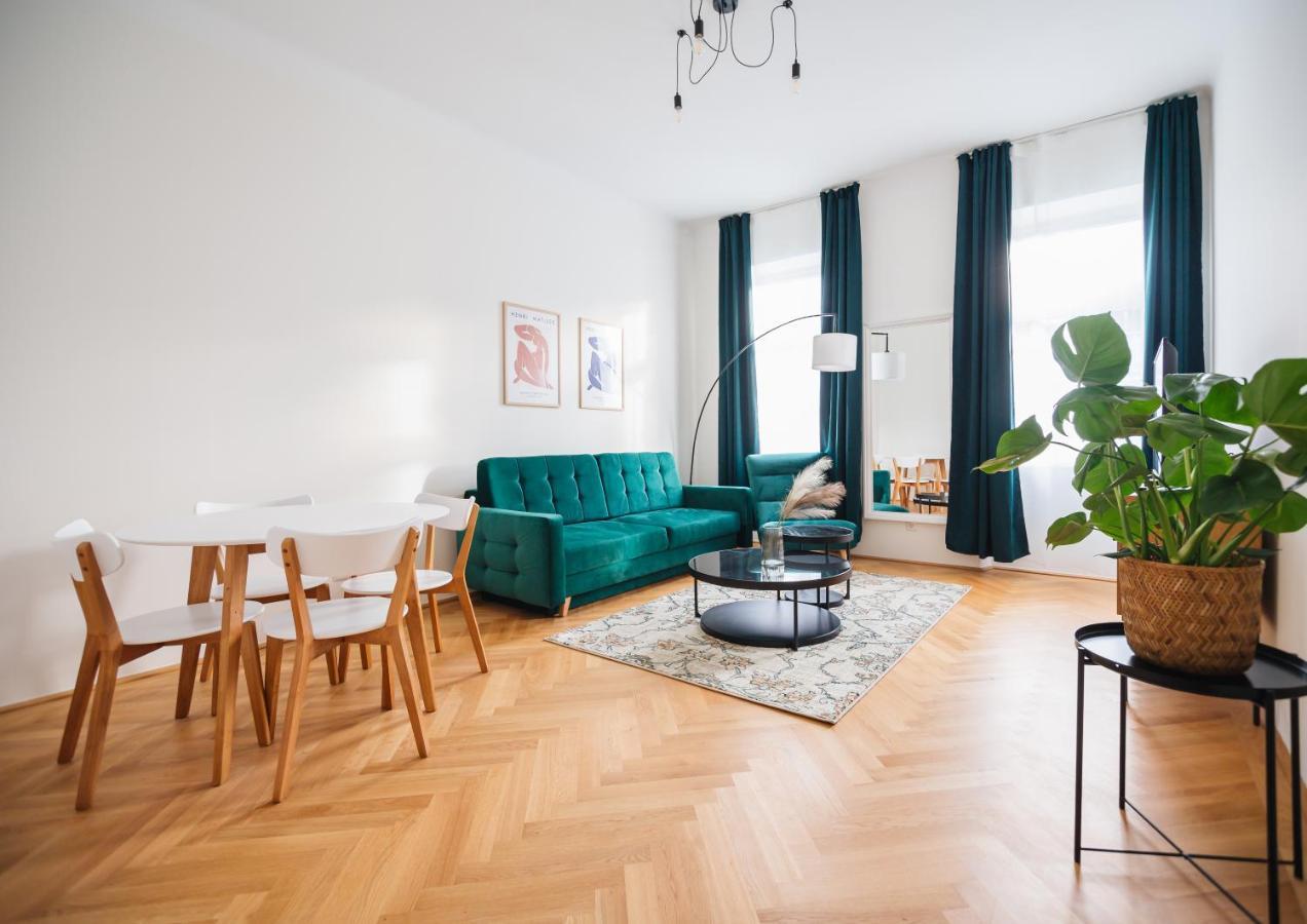 Apartment Brand Cozy *