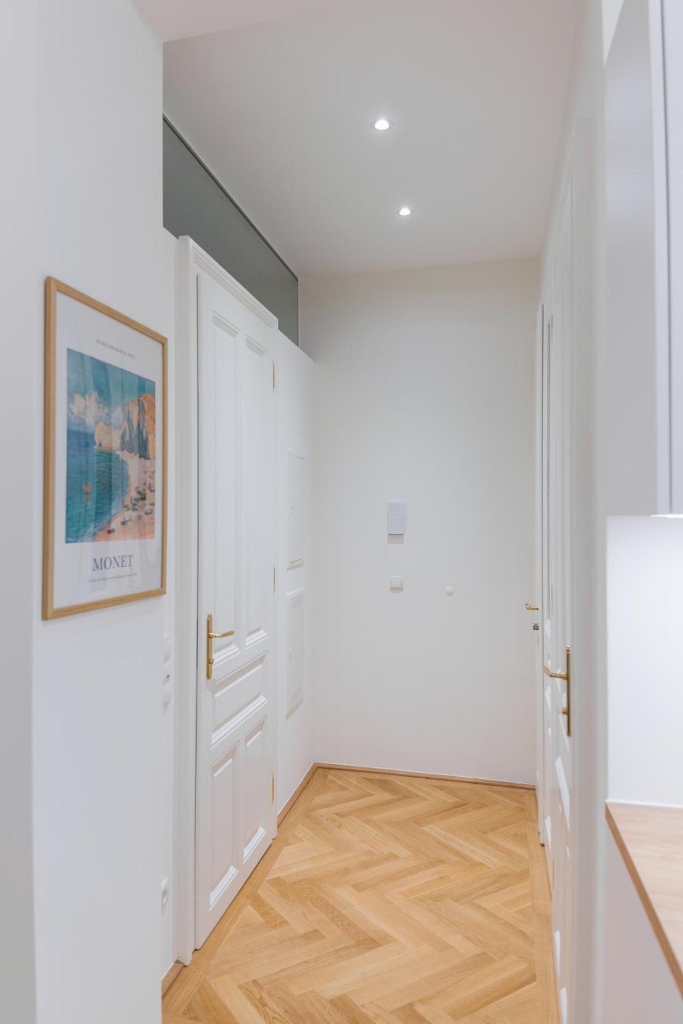 Brand Cozy Apartment *